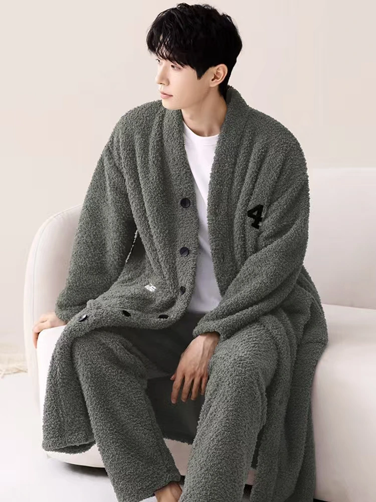 Mengapa Baju Tidur Pria Menjadi Pilihan Utama untuk Kenyamanan dan Pakaian Tidur Modern